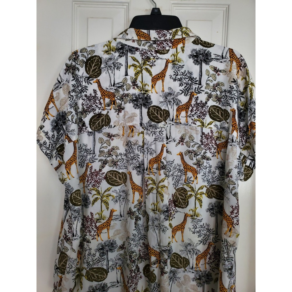 Jane + Delancey Shirt White Giraffe Safari Print Short Sleeve Button Up XL - Picture 4 of 10